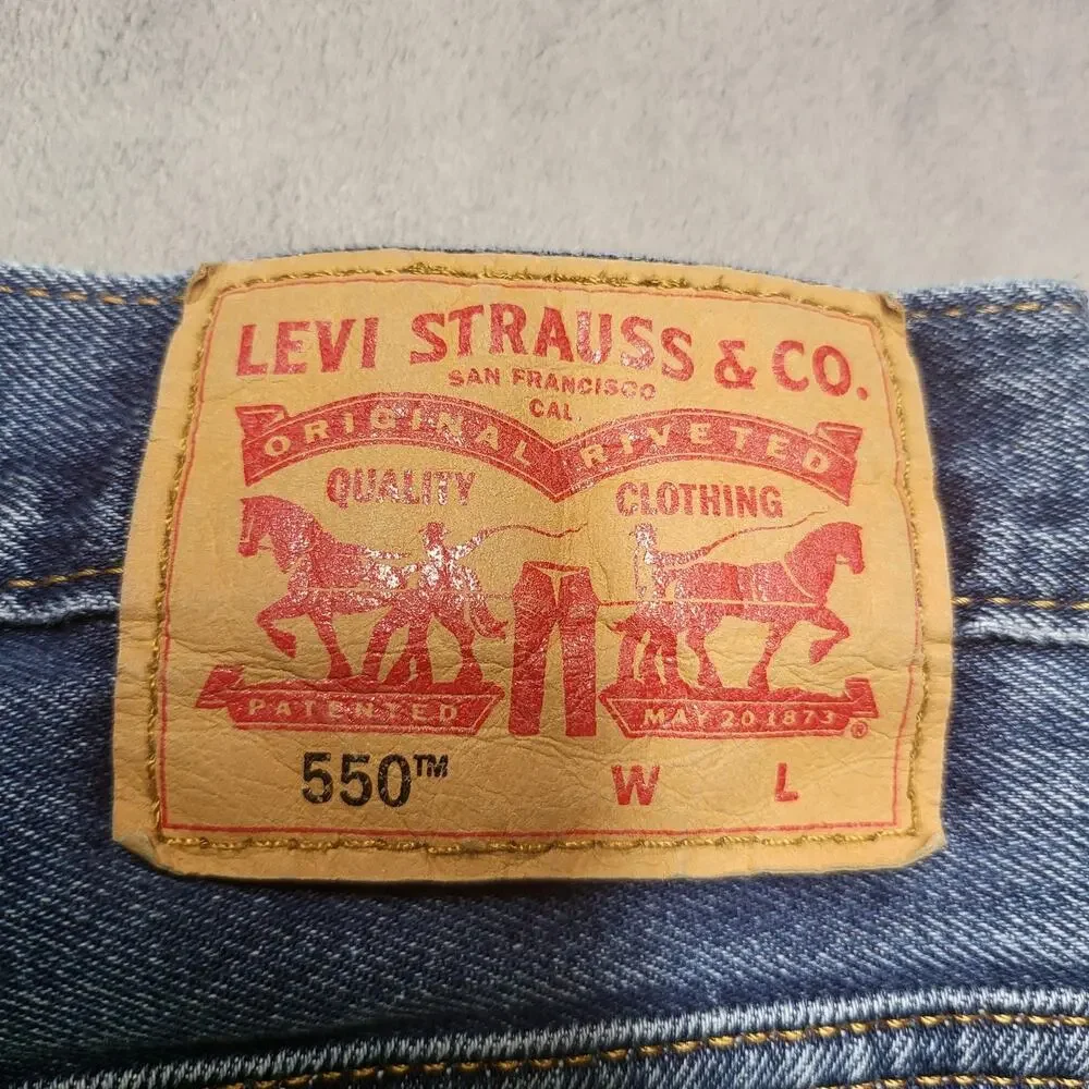 Levi's 550 Jeans Mens 44x30 Blue Straight Relaxed Denim Medium Wash Pockets